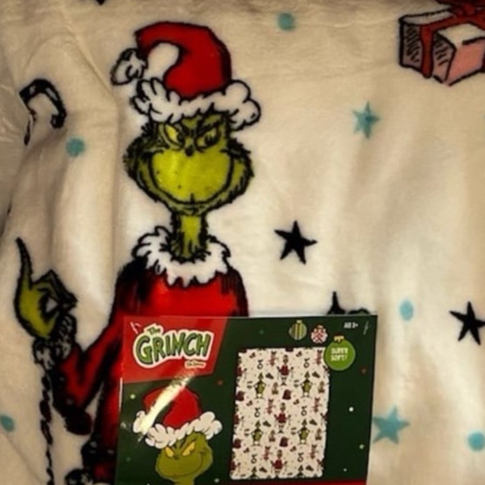 NEW DR.SEUSS THE GRINCH THROW BLANKET